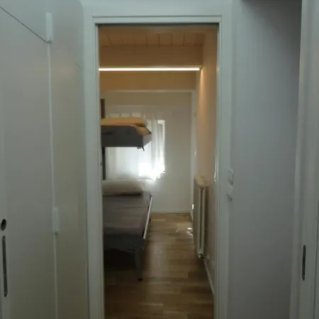 Casa Klimt Vicinissima Al Mare Parcheggio Privato Gratuito Se Disponibile Apartment Pescara Exterior photo