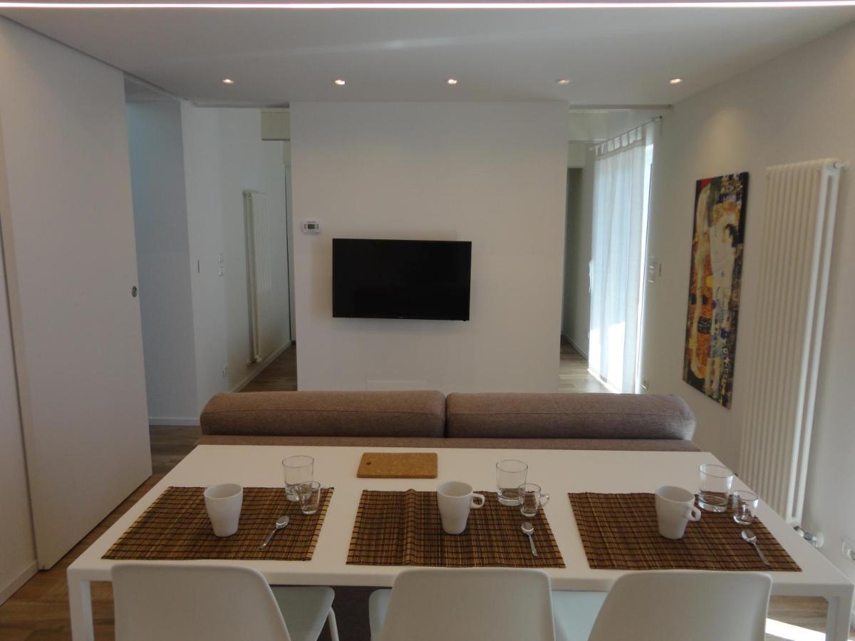 Casa Klimt Vicinissima Al Mare Parcheggio Privato Gratuito Se Disponibile Pescara