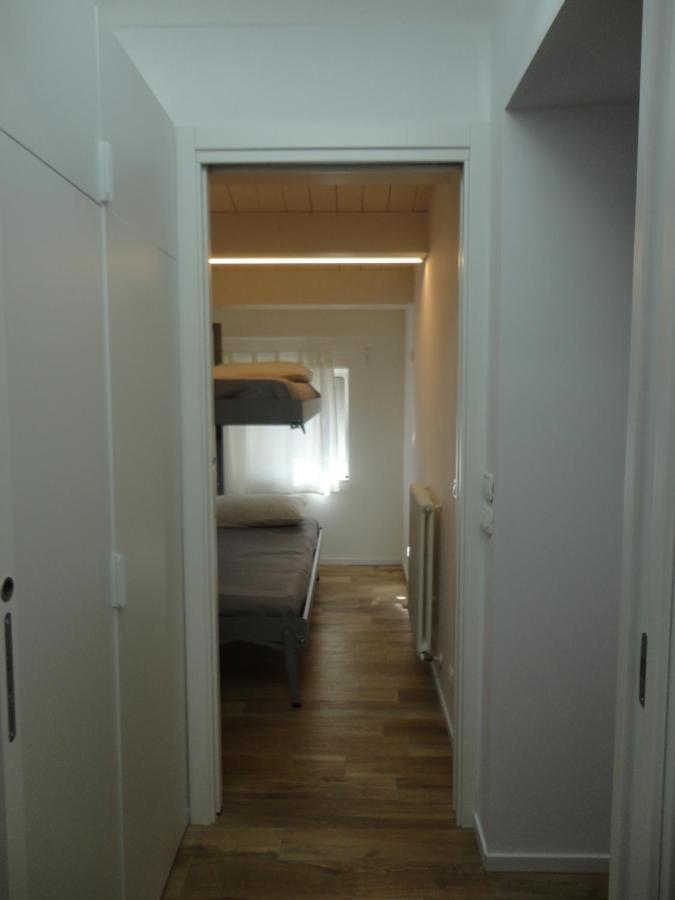 Casa Klimt Vicinissima Al Mare Parcheggio Privato Gratuito Se Disponibile Apartment *