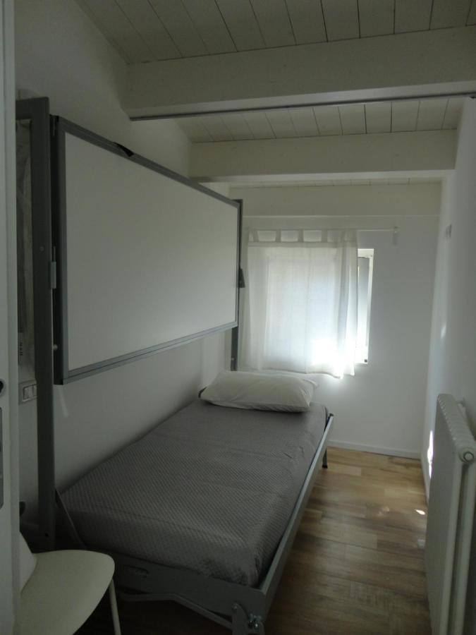 Casa Klimt Vicinissima Al Mare Parcheggio Privato Gratuito Se Disponibile Apartment *