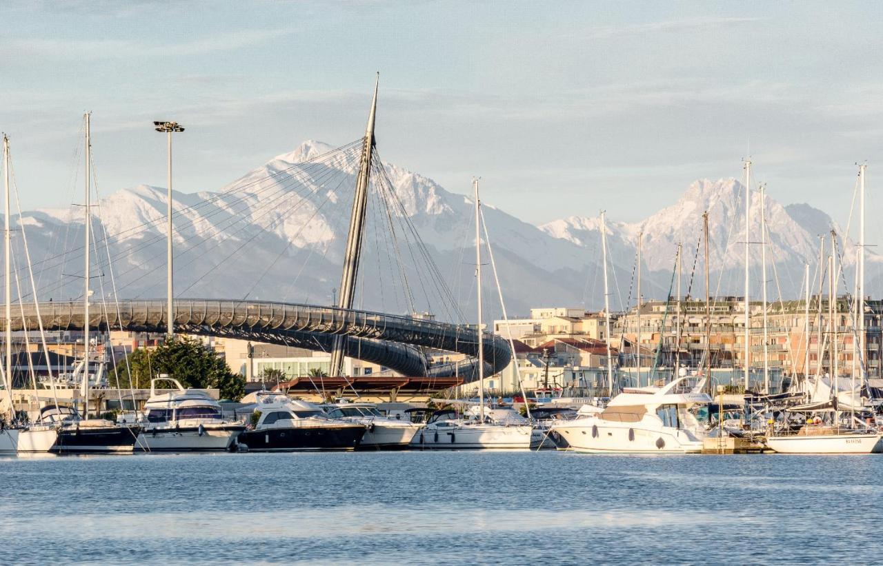 Casa Klimt Vicinissima Al Mare Parcheggio Privato Gratuito Se Disponibile Pescara
