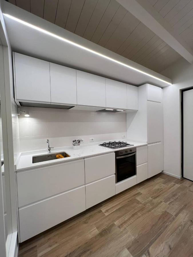 Casa Klimt Vicinissima Al Mare Parcheggio Privato Gratuito Se Disponibile Apartment *