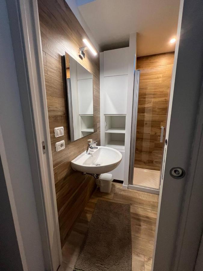 Casa Klimt Vicinissima Al Mare Parcheggio Privato Gratuito Se Disponibile Apartment *