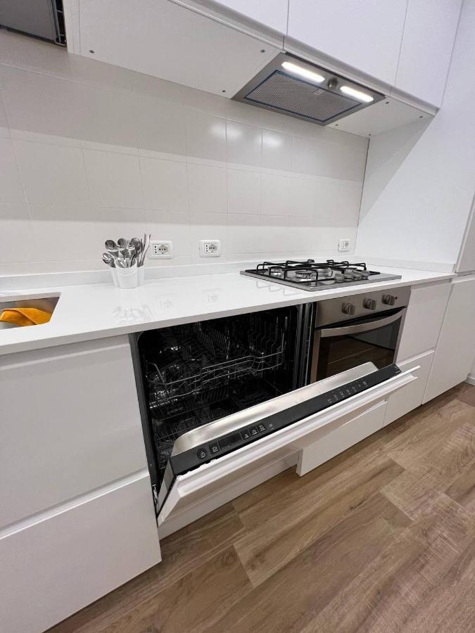 Casa Klimt Vicinissima Al Mare Parcheggio Privato Gratuito Se Disponibile Apartment *