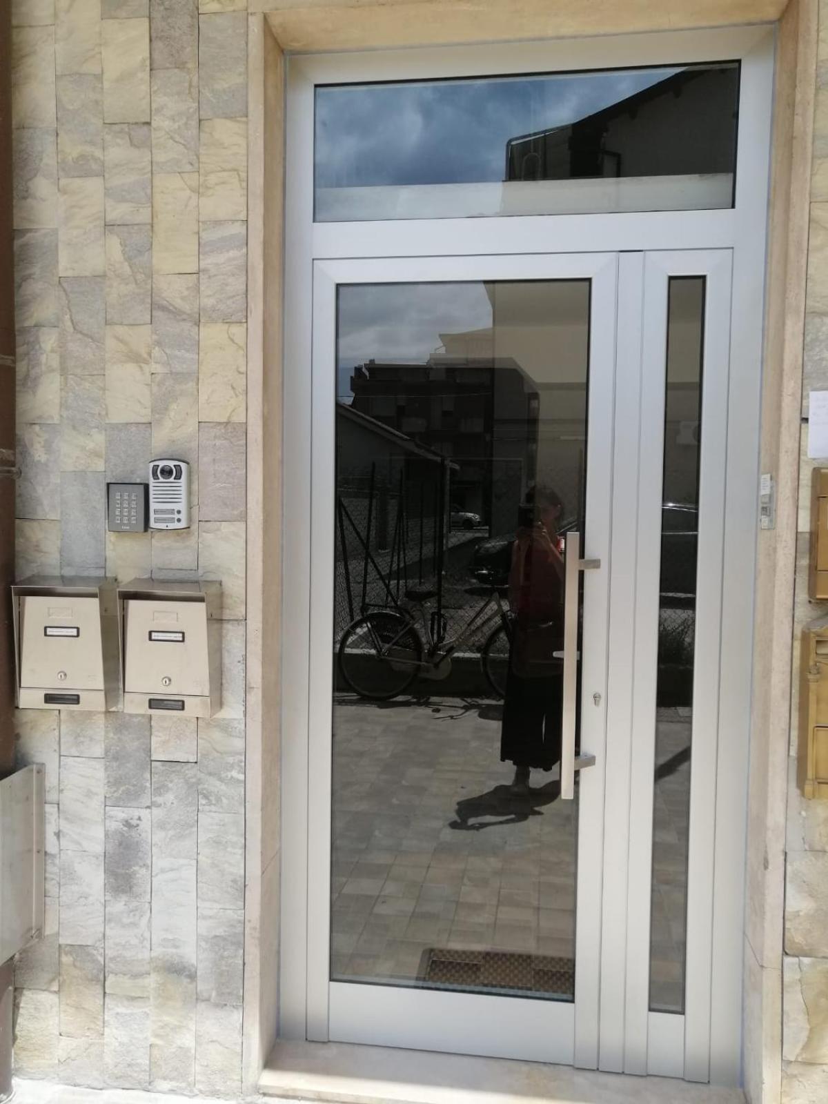 Casa Klimt Vicinissima Al Mare Parcheggio Privato Gratuito Se Disponibile * Pescara