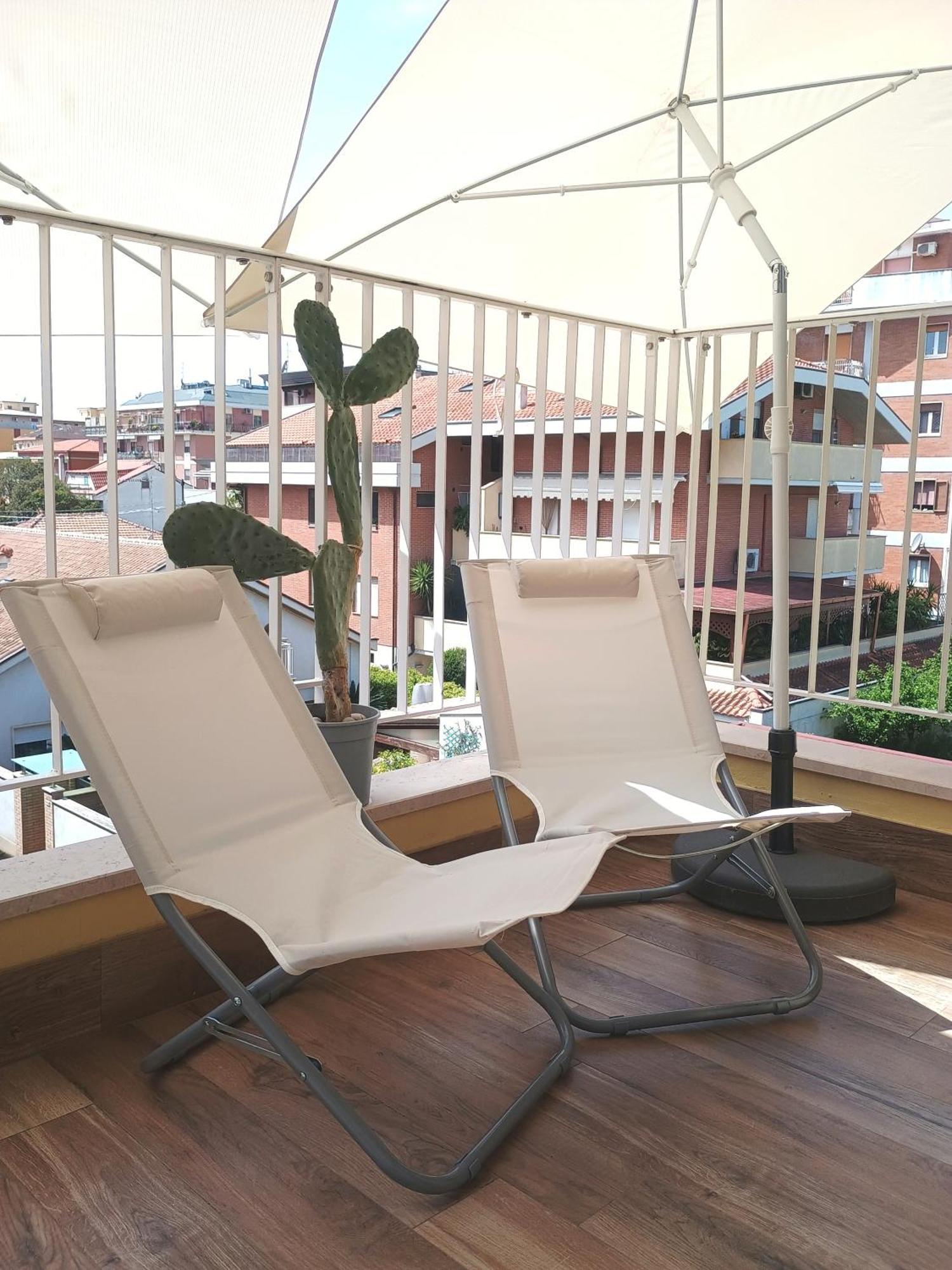 Casa Klimt Vicinissima Al Mare Parcheggio Privato Gratuito Se Disponibile Apartment